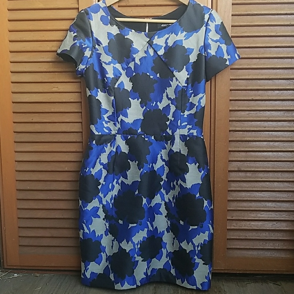 Floral print dress